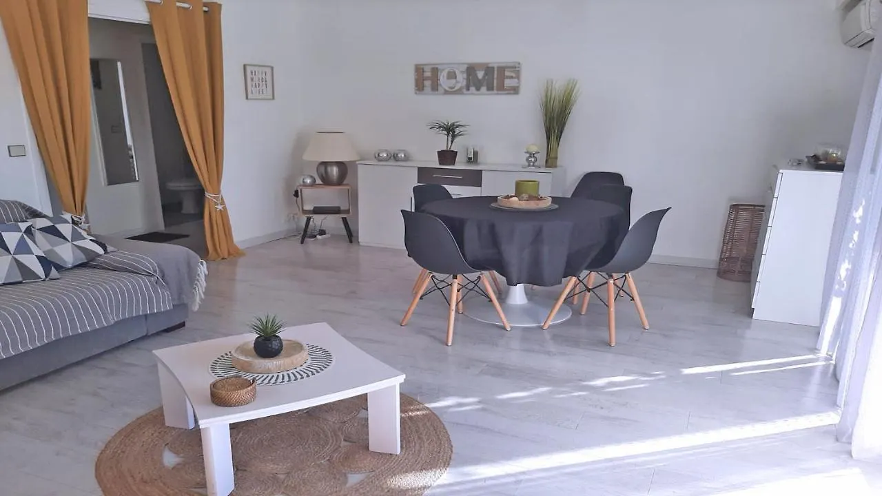 شقة Patio Fleuri سانت ماكسيم فرنسا